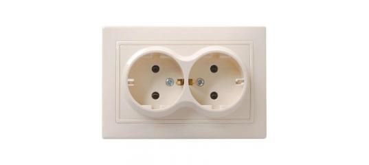 Розетка 2-мест с/з крем Кварта IEK